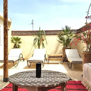 riad-tazzori.marrakeshhotelsmorocco.com/