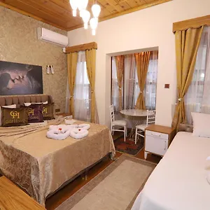 Guer Royal Aparts Hotel